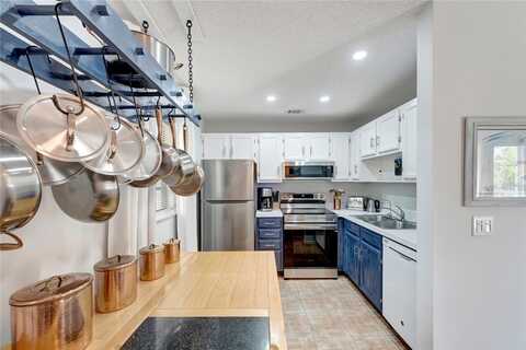 58 Woodland Drive unit: 202, Vero Beach, FL 32962