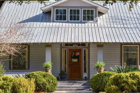 160 Ave C, Apalachicola, FL 32320
