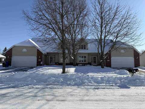 3608 S BERRYFIELD Lane, APPLETON, WI 54915