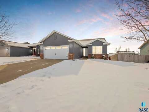 5713 W Bream Dr Dr, Sioux Falls, SD 57107