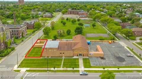 7701 ROSA PARKS Boulevard, Detroit, MI 48206