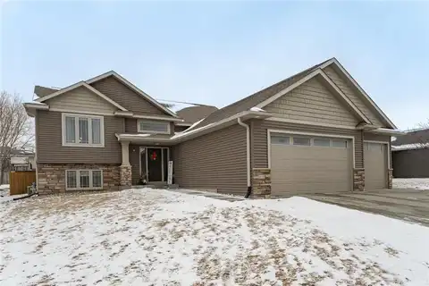 4635 Tundra Lane NW, Rochester, MN 55901