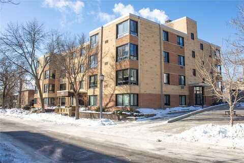 1912 Dupont Avenue S, Minneapolis, MN 55403