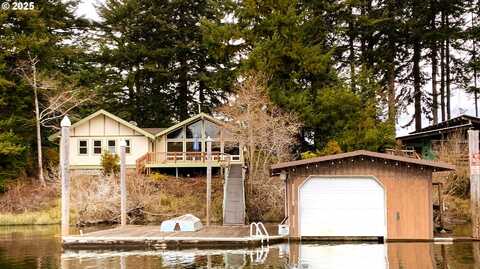 3140 S TENMILE, Lakeside, OR 97449