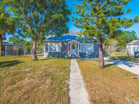 813 S 6th Street, Fort Pierce, FL 34950