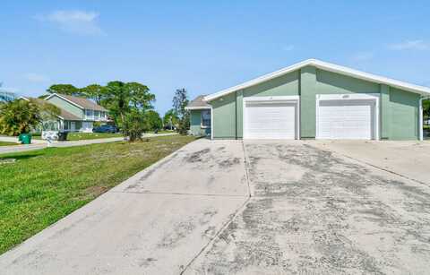 1737 SE Ryecroft Court, Port Saint Lucie, FL 34952