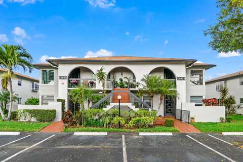 13833 Royal Palm Court, Delray Beach, FL 33484