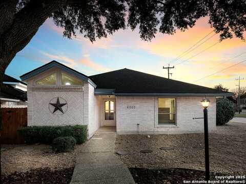 6002 Shady Crk, Windcrest, TX 78239