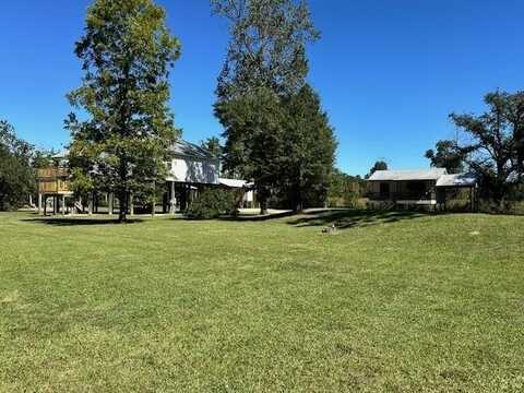 4730 River Chase Road, Marianna, FL 32448