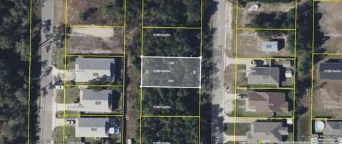 909 NE 6th Street, Carrabelle, FL 32322