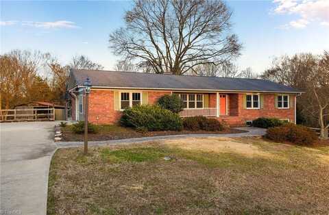 150 Feezor Road, Mocksville, NC 27028