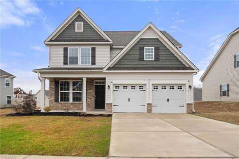 1497 White Lake Drive, Kernersville, NC 27284