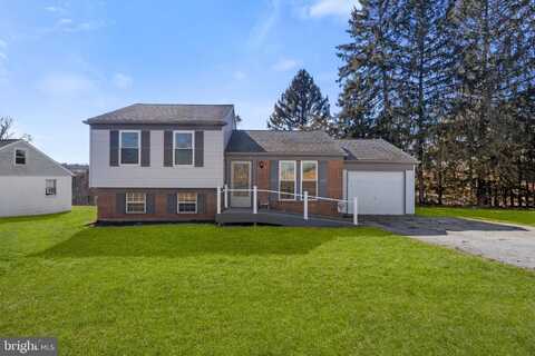 44 N BLACKSMITH AVENUE, WINDSOR, PA 17366