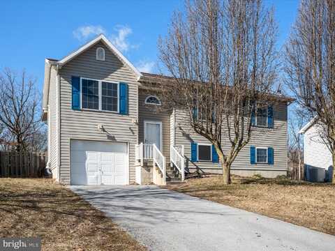 486 UNIVERSE DRIVE, MARTINSBURG, WV 25404