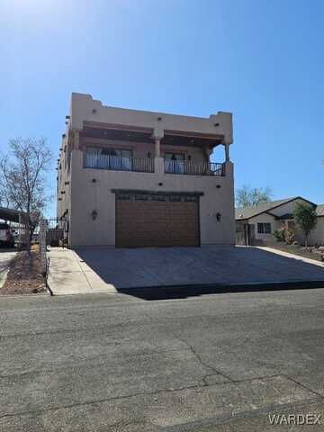 906 Riverfront Drive, Bullhead City, AZ 86442