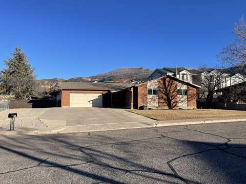 979 W Cedar Knolls South, Cedar City, UT 84720