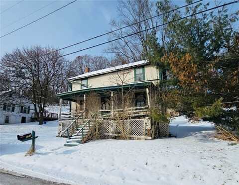 102 Fayette St, Imperial, PA 15126