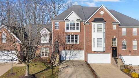 312 Princeton Dr, Adamstown, PA 16046