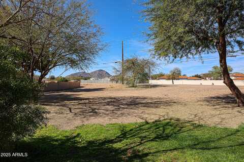 7800 E LINCOLN Drive E, Scottsdale, AZ 85250