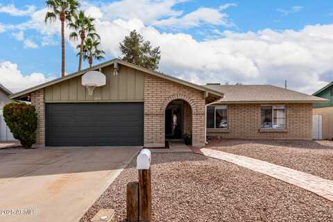 2671 W BENTRUP Street, Chandler, AZ 85224