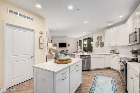 2511 W QUEEN CREEK Road, Chandler, AZ 85248