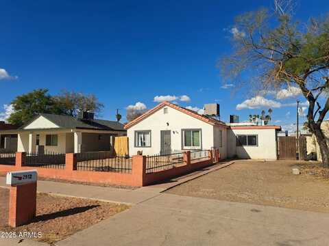 2912 E MONROE Street, Phoenix, AZ 85034