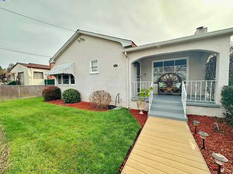 1470 171St Ave, Hayward, CA 94541