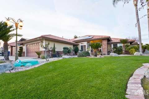 3500 Stonecreek Ave, Bakersfield, CA 93313