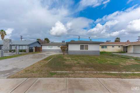 3520 Reeder Avenue, Bakersfield, CA 93309