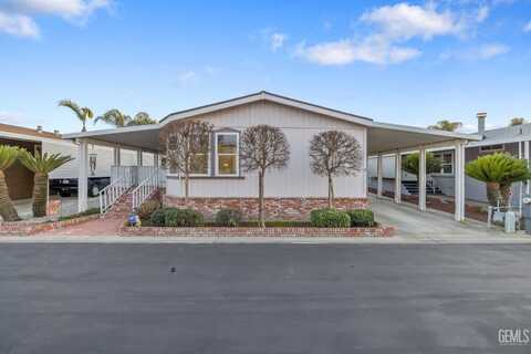 2459 Oaks Street, Tulare, CA 93274