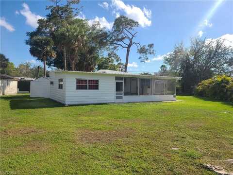 11331 Meadow, BONITA SPRINGS, FL 34135