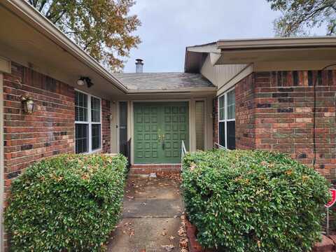 802 Holly Gail Street, Sherwood, AR 72120