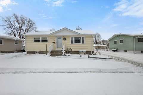 671 10th Avenue, Columbus, NE 68601