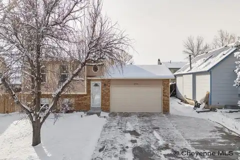 4704 ONTARIO AVE, Cheyenne, WY 82009