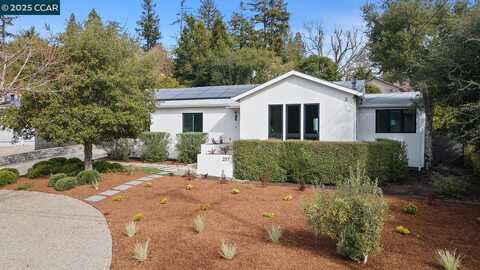 257 Overhill Rd, Orinda, CA 94563