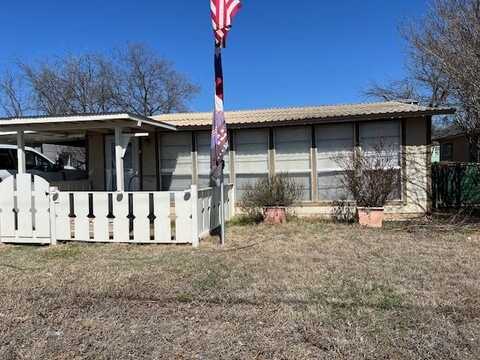 802 Boston, Brady, TX 76825