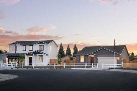 1827 N Rio Vista Street, Visalia, CA 93292