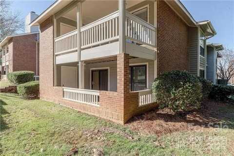 7948 Greenside Court, Charlotte, NC 28277