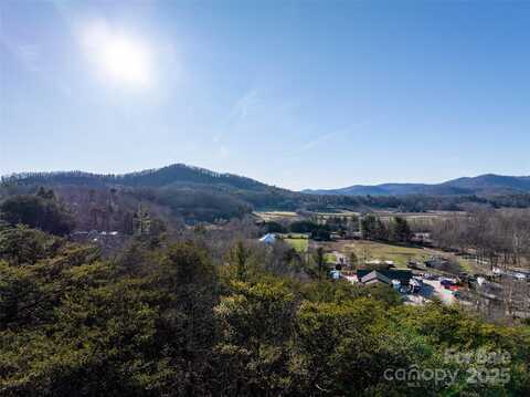 477 Rowland Road, Swannanoa, NC 28778