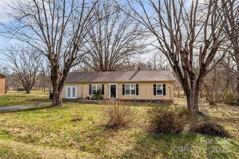 2375 W Lenoir Drive, Lenoir, NC 28645