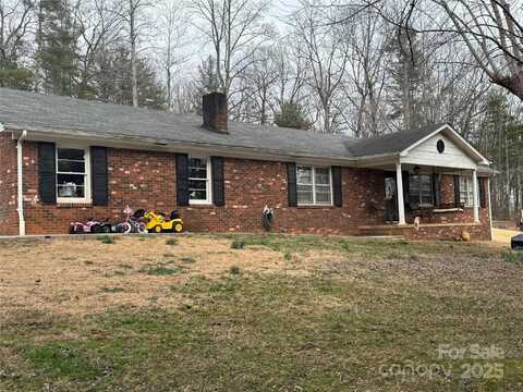 4656 Woodchuck Lane, Lenoir, NC 28645