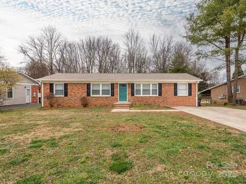 608 E Matthews Street, Matthews, NC 28105