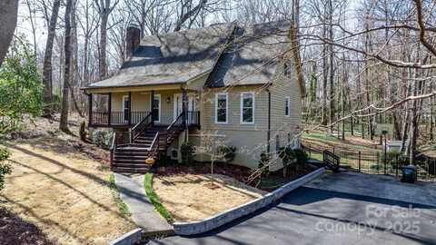 608 Bubbling Well Road, Matthews, NC 28105