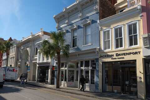 377 King Street, Charleston, SC 29401