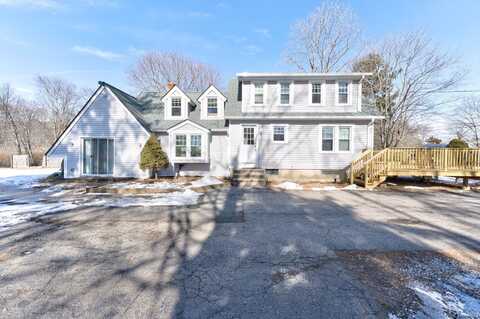 35 Meadow Road, Clinton, CT 06413