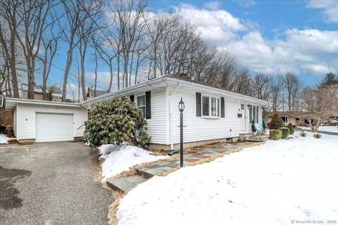 40 Concord Road, Danbury, CT 06810