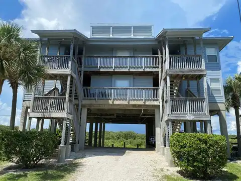 11 Old Mill Dr, Cedar Key, FL 32625