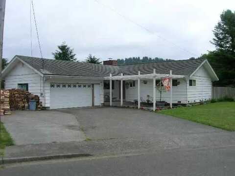 121 Azalea, Klamath, CA 95548