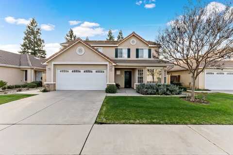 182 Wathen Avenue N, Clovis, CA 93611