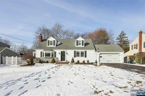 33 Highfield, Cedar Grove, NJ 07009